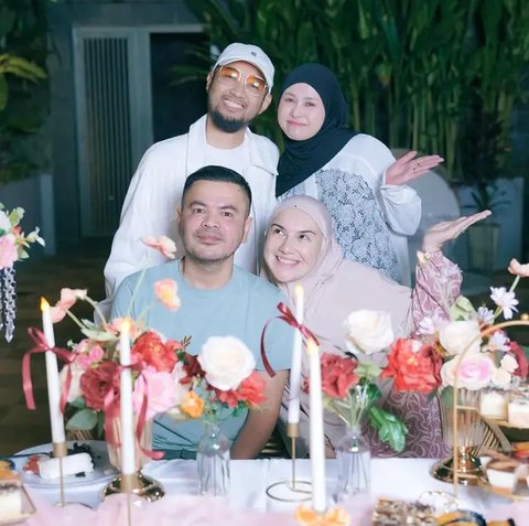 Cuma Pakai Daster dan Kerudung Instan, 6 Potret Cantik Natural Irish Bella Tanpa Makeup saat Dapat Kejutan Ulang Tahun dari Haldy Sabri