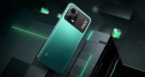 Tampilan Poco X5 5G yang baru diperkenalkan untuk pasar Indonesia dengan tiga pilihan warna, yakni black, green, dan blue. (Dok: Poco)