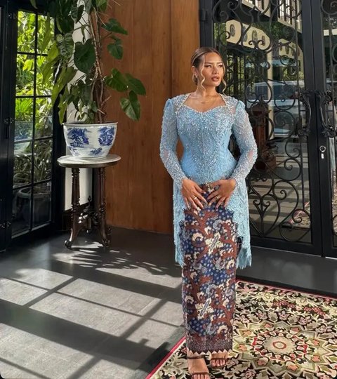 Zahwa Massaid di tujuh bulanan Aaliyah Massaid. [@zahwamassaid]
