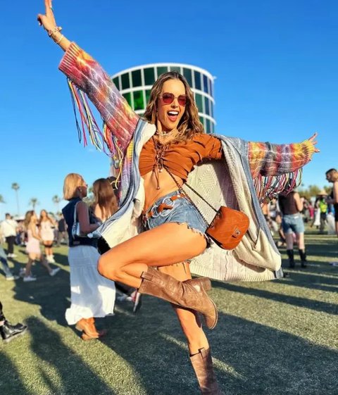 Outfit konser ala Alessandra Ambrosio / Instagram Alessandra Ambrosio