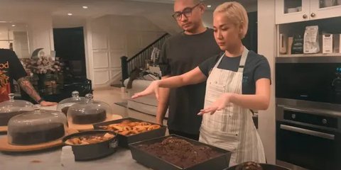 Potret Dapur Rumah Bunga Citra Lestari, Model Mewah dan Fungsional