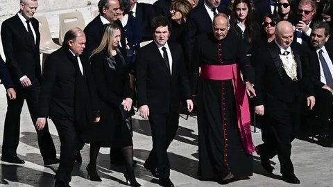 FOTO: Deretan Pemimpin Dunia Hadiri Pemakaman Paus Fransiskus, Ada Donald Trump hingga Pangeran Inggris