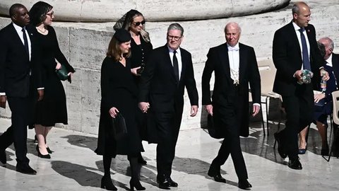FOTO: Deretan Pemimpin Dunia Hadiri Pemakaman Paus Fransiskus, Ada Donald Trump hingga Pangeran Inggris