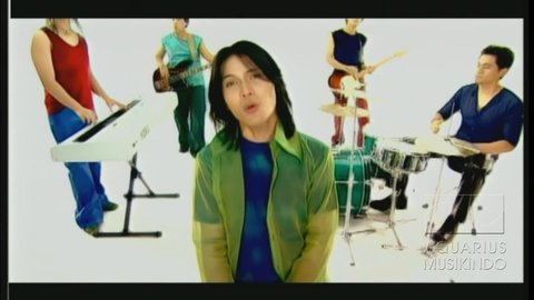 10 Lagu Paling Romantis Ciptaan Ahmad Dhani, Mana yang Jadi Favorit Kalian?