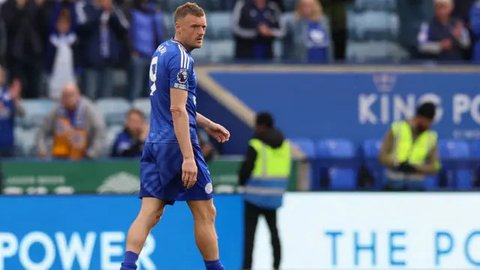 Artikel 10 Tahun Bola.com - Steven Gerrard, Ryan Giggs, Tony Adams ketika masih aktif bermain (Bola.com/Adreanus Titus)