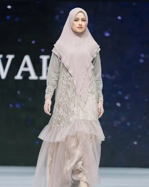 Kompilasi Gaya Hijab Elegan ala Kimberly Ryder (Instagram/@kimbrlyryder)