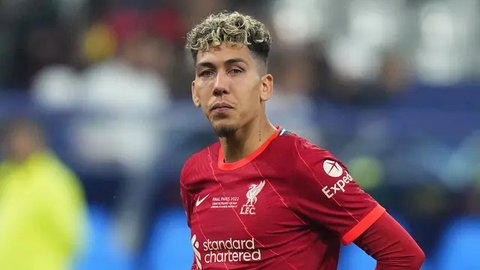 Artikel 10 Tahun Bola.com - 10 Pemain yang kariernya meroket setelah ganti posisi (Bola.com/Adreanus Titus)