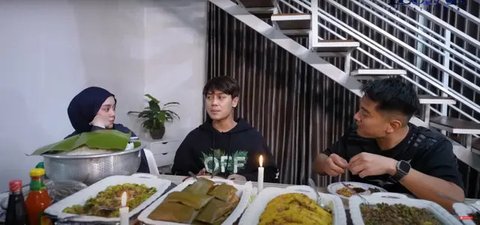 Potret Ruang Makan Rumah Lesti Kejora di Cianjur, Minimalis dan Modern (sumber: YouTube/ LeslarEntertainment)