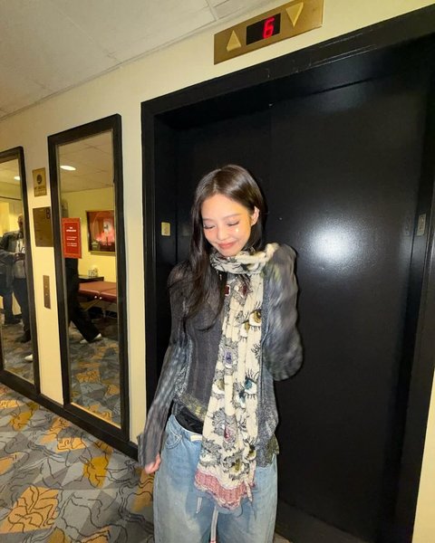 Jennie BLACKPINK Rilis 7 MV untuk Album Ruby, Video Musik 'Seoul City' Tampilkan Visual Memukau