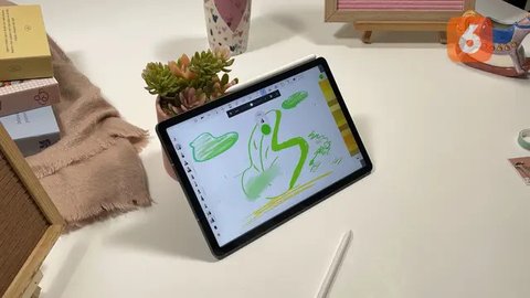 Samsung resmi memperkenalkan Galaxy Tab S10 FE Series untuk pasar Indonesia. (Liputan6.com/ Dinda Ariyani)