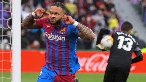 10 Pemain Sepak Bola dengan Gaji Super Fantastis: Beli Mobil Mewah Hanya Sekedip Mata