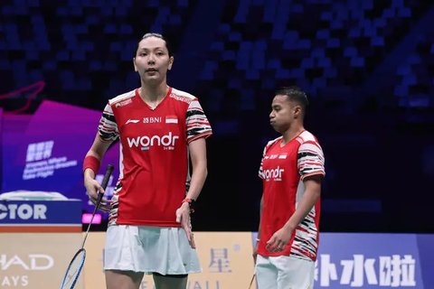 Jonatan Christie bermain dalam pertandingan kedua grup D Sudirman Cup yang di gelar di Fenghuang Gymnasium, Selasa (29/4/2025). (Dok. PBSI)
