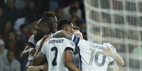 Rapor Pemain Inter Milan saat Tahan Imbang Barcelona: Dumfries Gemilang, Sommer Sial