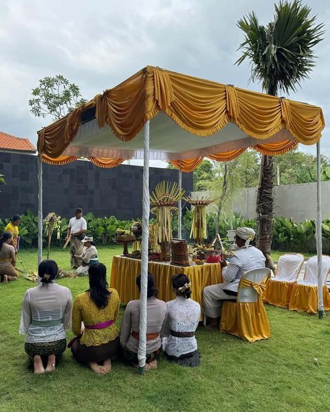 Momen ini menjadi awal baru, tak hanya bagi Jennifer, tetapi juga bagi keluarga kecilnya. Kini, mereka siap menciptakan kenangan indah di rumah yang dibangun dengan sepenuh hati.