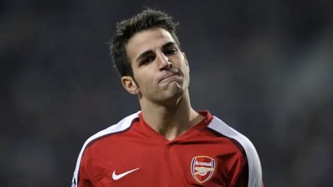 Ryan Giggs menjadi kunci kesuksesan MU di era Sir Alex Ferguson. Menghabiskan seluruh kariernya di Old Trafford, ia tercatat sebagai pencetak assist terbanyak dalam sejarah Setan Merah. To