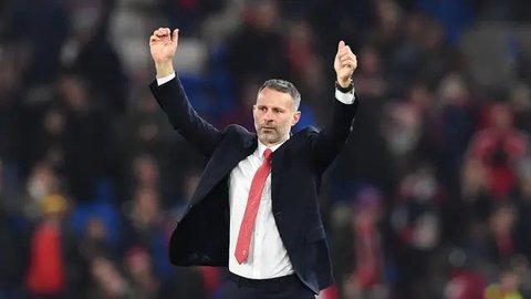 Ryan Giggs menjadi kunci kesuksesan MU di era Sir Alex Ferguson. Menghabiskan seluruh kariernya di Old Trafford, ia tercatat sebagai pencetak assist terbanyak dalam sejarah Setan Merah. To