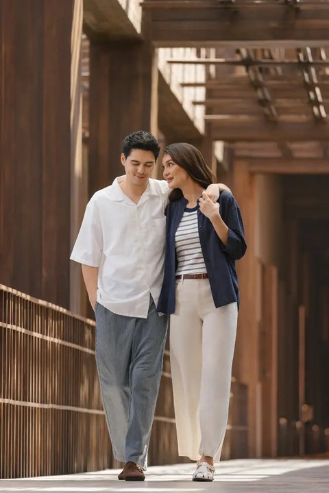 Gaya Serasi Luna Maya dan Maxime Bouttier Bak Prewedding. [@lunamaya]