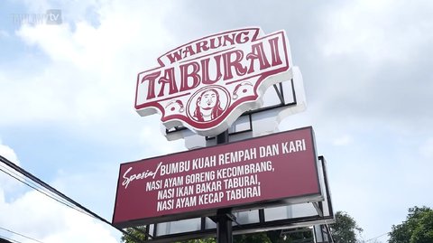 Warung Taburai pertama buka di Jalan Kemang Utara, Jakarta Selatan, setiap hari dari jam 10 pagi sampai jam 1 pagi. Nah, yang terbaru, cabang kedua udah hadir di Jalan Jend. Sudirman, Bekasi. Dua-duanya rame banget, lho!