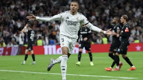 Penyerang Real Madrid, Kylian Mbappe, dalam pertandingan La Liga melawan Villarreal di El Madrigal, Minggu dini hari WIB (16-3-2025). (Bola.com/X realmadriden)