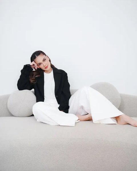 Luna Maya (Instagram/@lunamaya)