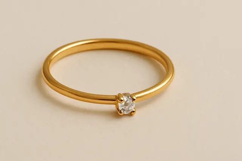 Perhiasan cincin emas koleksi dari Lulapin. (Foto: Dok.)