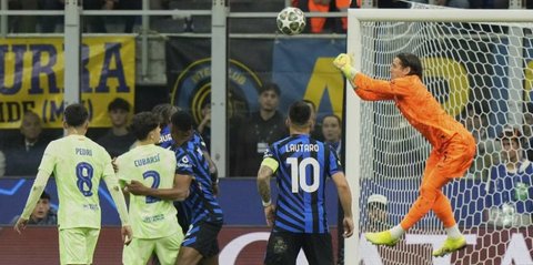 Insiden Memalukan di San Siro: Inigo Martinez Diduga Ludahi Francesco Acerbi, VAR Tak Beri Hukuman
