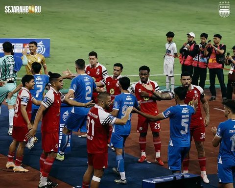 Persib Akan Kirim Surat Protes ke PSSI soal Wasit di Laga Vs Barito, Tekel Keras Murilo ke Febri Disorot