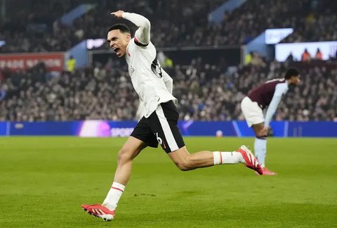 Manajer Liverpool, Arne Slot, dan Trent Alexander-Arnold dalam duel kontra Aston Villa pada laga pekan ke-11 Premier League di Stadion Anfield, Minggu (10/11/2024) dini hari WIB. Pada