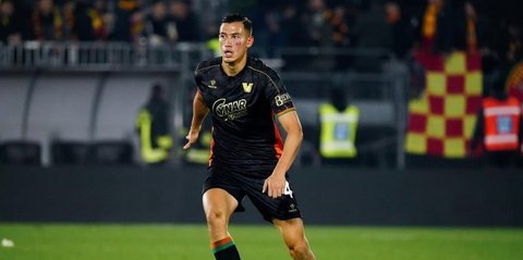 Jay Idzes Tampil Gemilang, Bantu Venezia Kalahkan TIm David De Gea dan Keluar dari Zona Degradasi