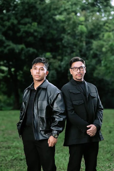 Fabio Asher saat resmi merilis single duet terbarunya berjudul "BISAKAH?", sebuah kolaborasi dengan idolanya, Sammy Simorangkir. (Dok. IST)