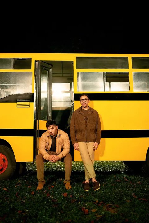 Fabio Asher saat resmi merilis single duet terbarunya berjudul "BISAKAH?", sebuah kolaborasi dengan idolanya, Sammy Simorangkir. (Dok. IST)