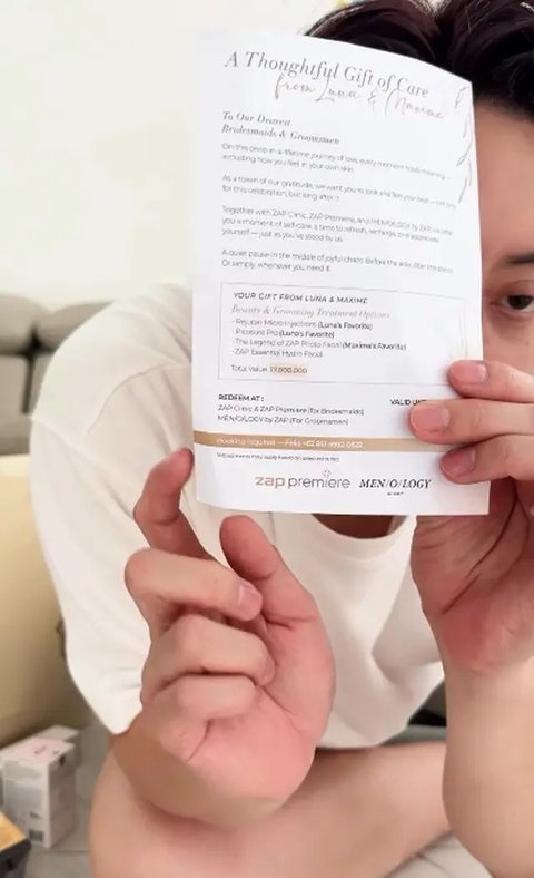 Isi Souvenir Groomsmen Luna Maya (Foto: Instagram @edrictjandra)