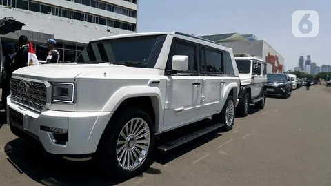 PT Pindad memperkenalkan MV3 Garuda Limousine, kendaraan khusus antipeluru khusus untuk Presiden Prabowo (dok: Pindad)