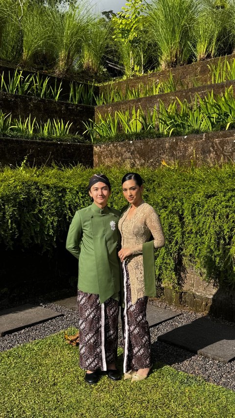 Tak Hanya Sang Pengantin, Ternyata 4 Seleb Cantik Ini Juga Pacari Berondong - Bawa Kekasih ke Nikahan Luna Maya