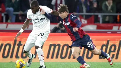 Penyerang Bologna asal Swiss Dan Ndoye merayakan setelah mencetak gol selama pertandingan final Piala Italia (Coppa Italia) antara AC Milan dan Bologna di stadion Olimpiade di Roma, pada 1