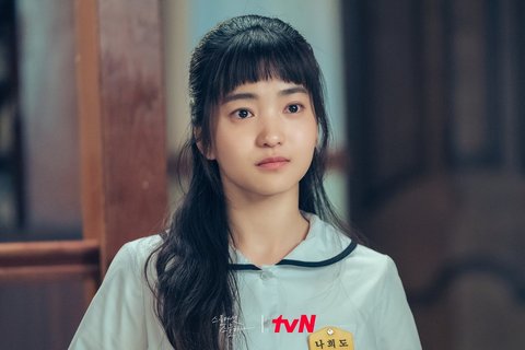 Artis Cantik Ini Cuma Main 4 Drama, Tapi Semuanya Menang Penghargaan