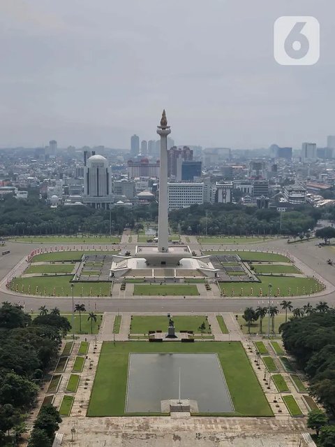 Perluasan kawasan ganjil-genap dan inspeksi terhadap cerobong industri menjadi beberapa langkah Pemprov DK Jakarta untuk memperbaiki kualitas udara di kota metropolitan ini. (Liputan6.com/Angga Yuniar)