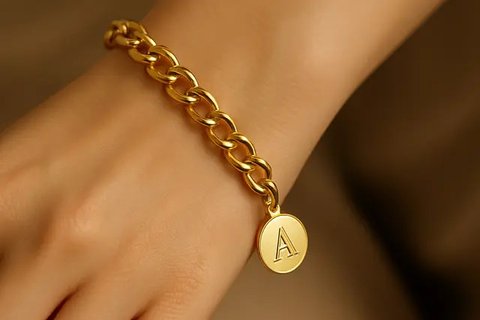 Model Gelang Emas untuk Usia 50 Tahun ke Atas/AI