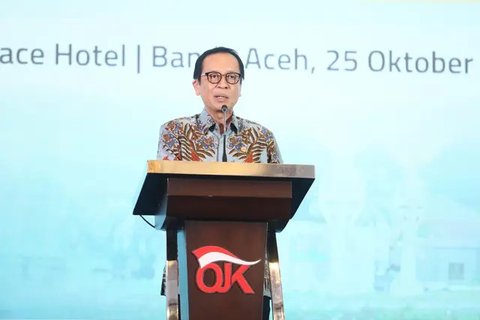 Kepala Eksekutif Pengawas Perbankan OJK Dian Ediana Rae. Otoritas Jasa Keuangan secara resmi meluncurkan Peta Jalan Pengembangan dan Penguatan Lembaga Pengelola Informasi Perkreditan (LPIP) 2