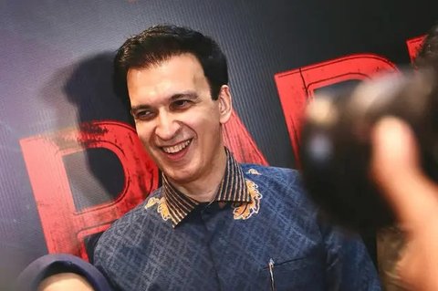 Ada 5 film Indonesia yang akan tayang di Lebaran 2025. Salah satunya, Pabrik Gula karya sineas Awi Suryadi yang hadir dalam versi 17 dan 21 tahun ke atas. (Foto: Dok. Instagram @manojpunjabim