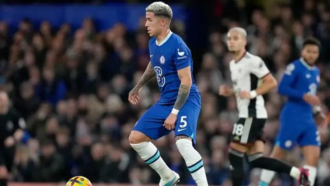 Enzo Maresca dikabarkan Sky Sports telah mencapai kata sepakat dengan Chelsea untuk duduk di kursi manajer. (AFP/Darren Staples)