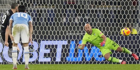 Pepe Reina Umumkan Pensiun, Bakal Memulai Karier Baru