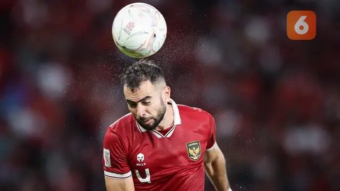 Timnas Indonesia - Rizky Ridho dan Jay Idzes (Bola.com/Adreanus Titus)