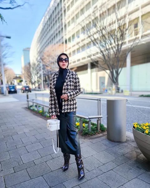 Pilihan Model Tas Putih ala Syahrini (Foto: Instagram @princessyahrini)