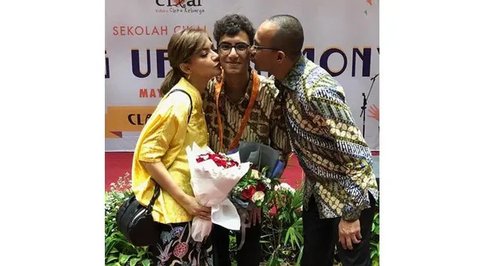 Penuh Kasih Sayang, 6 Potret Kenangan Ibrahim Assegaf Suami Najwa Shihab dan Izzat Putra Semata Wayangnya