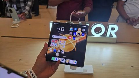 Rahasia di Balik Galaxy S25 Edge, HP Tipis dengan Performa Snapdragon 8 Elite. (Doc: The Verge)