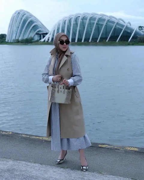 7 Outfit Syahrini dengan Blazer, Inspirasi Gaya Trendi dan Elegan (Instagram/princessyahrini)
