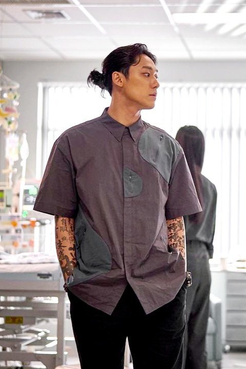 Pulang Wamil Dapat Penghargaan, Si Ganteng Ini Langsung Jadi Aktor Terbaik di Directors Cut Awards