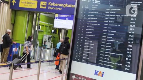 KAI siapkan 7.152 kursi per hari dalam 16 perjalanan tambahan sambut long weekend Mei dan Idul Adha 2025. (dok. KAI)