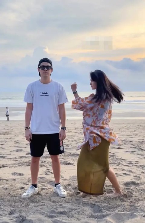 Outfit Celana Pendek Ala Maxime Bouttier (Sumber; IG/@bouttier_maxime)